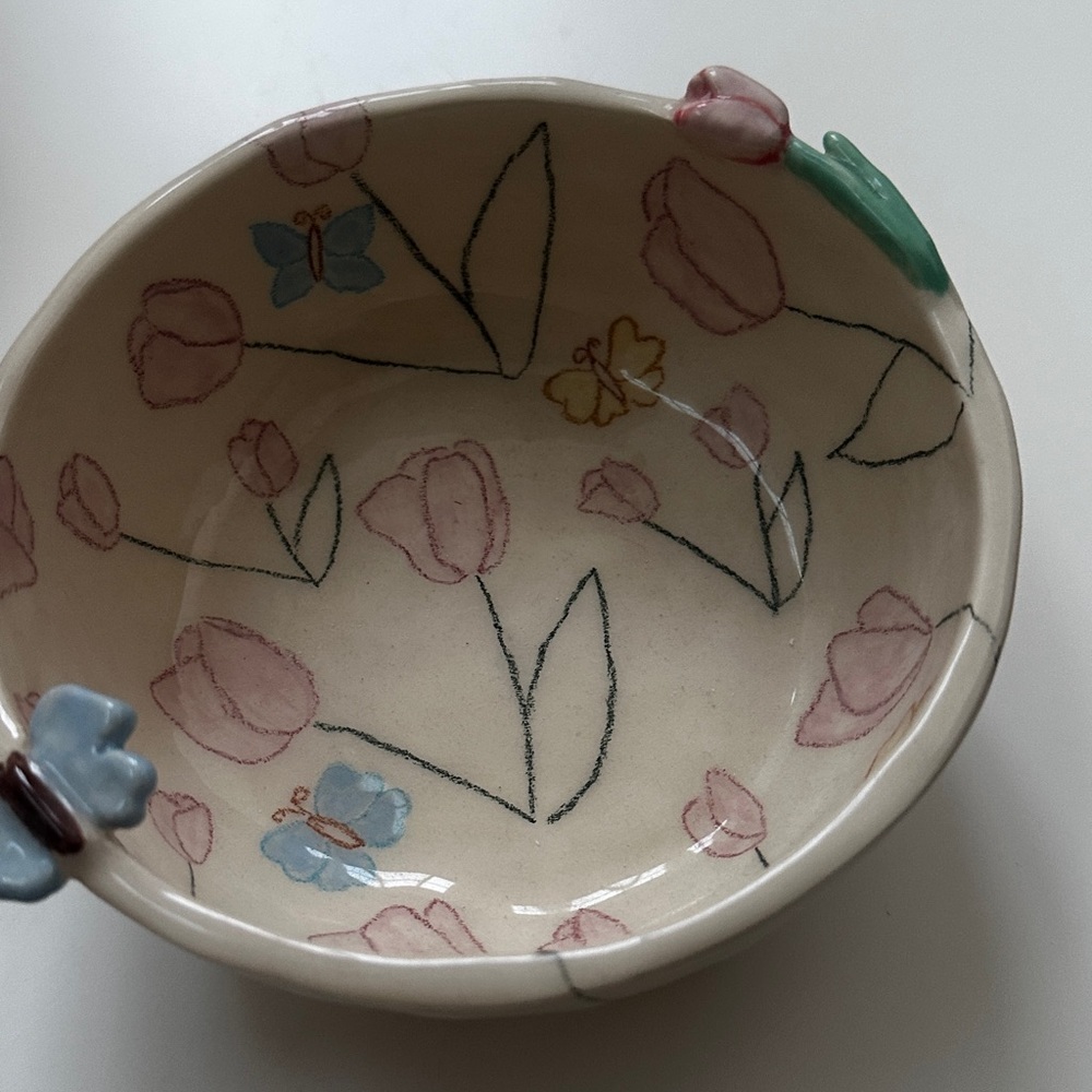 Tulip handmade bowl